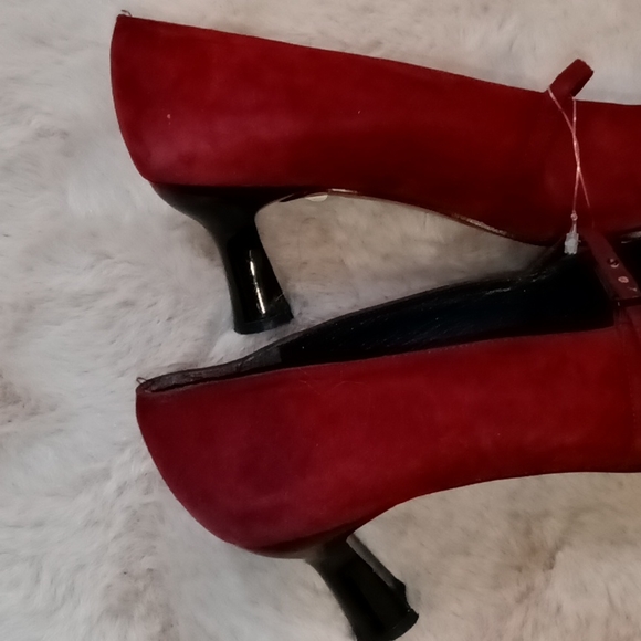 Stuart Weitzman shoes - Picture 4 of 10